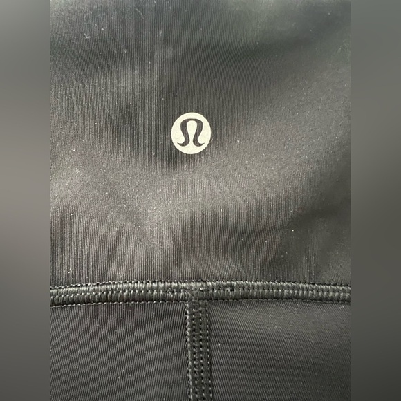 Lululemon Train Times Crop (17") Black (Size 6) - Picture 9 of 10